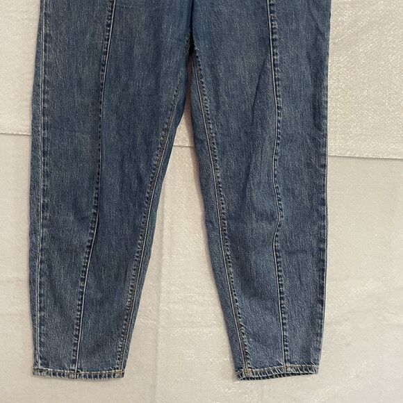 American Eagle Jeans Size 8 Blue Medium Wash Denim RELAXED MOM Soft Lightweight - Picture 4 of 12